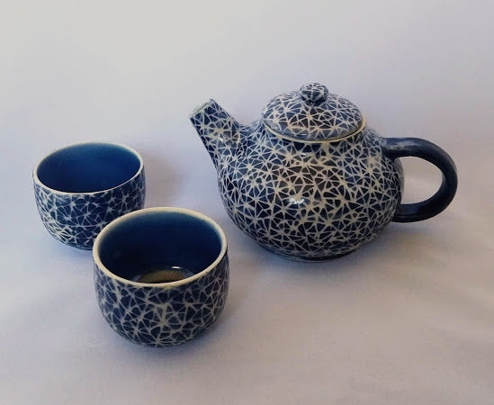Mini Tea set in Broken Triangle pattern