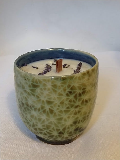 Candle in Albany Green Broken Triangle pattern with Lavender scent and lavender